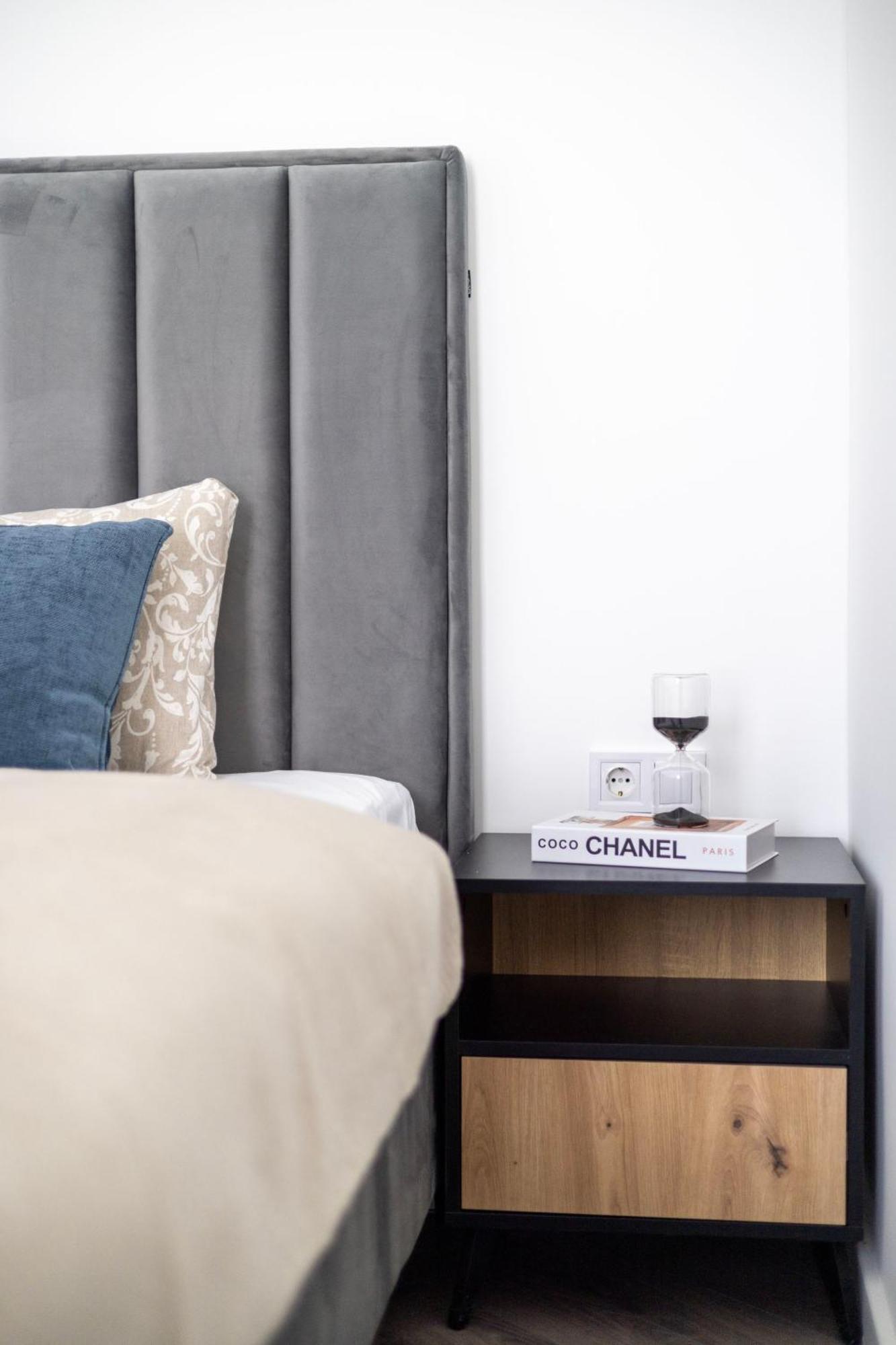 Cozy Downtown 2bedrm W' Peacefull Neighborhood Apartment Budapest